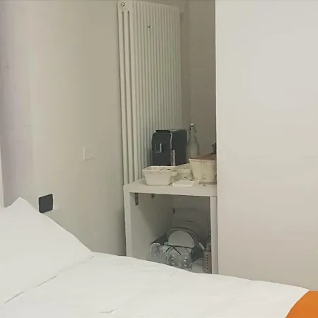 Gasthuis Tamb&B1 Deluxe Twin And Or Double Room With Private Bathroom Bologna